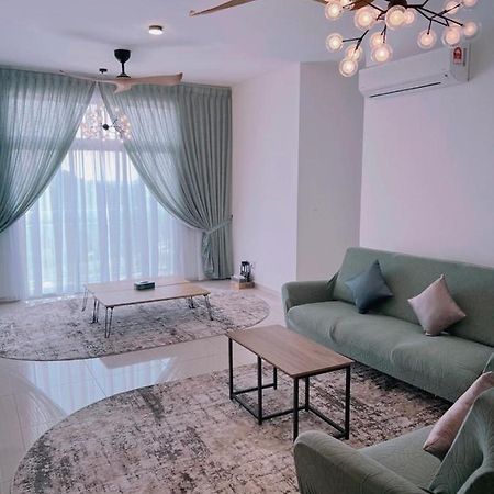 The Halt Putrajaya Apartamento Exterior foto